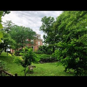 Meet your Posher, Sam